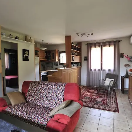 Dom wakacyjny Des Chateaux Entre Les Feuilles - Parc Vue Village *