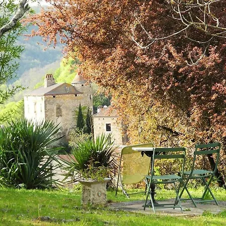 Des Chateaux Entre Les Feuilles - Parc Vue Village